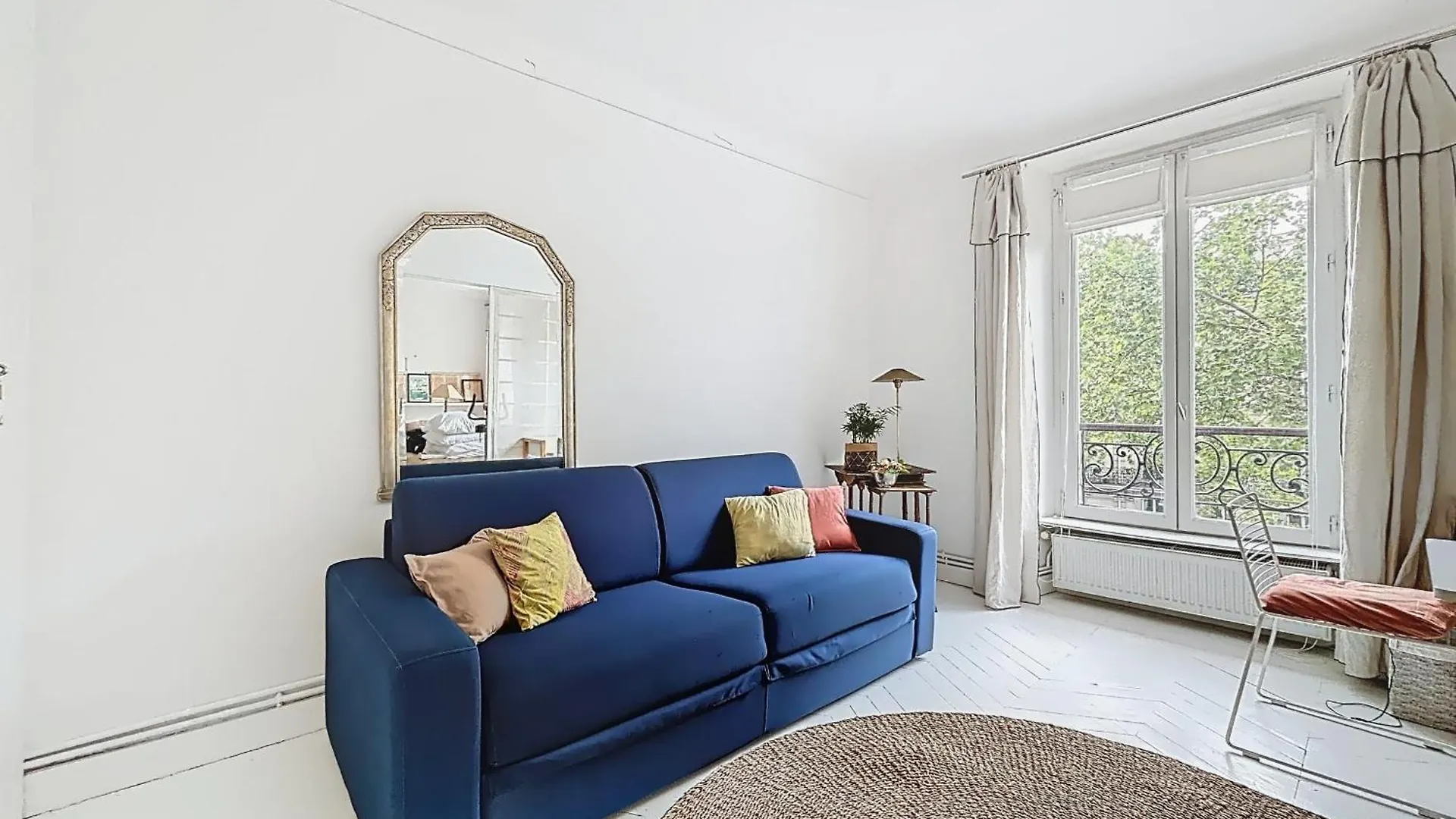 Spacious Apartment Near Bastille & Le Marais Paris